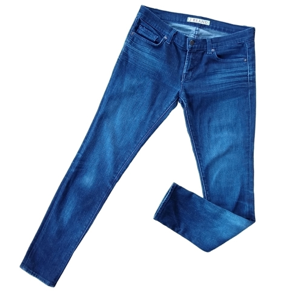 SALE 🛍️ J BRAND dark wash jeans Womens size 27